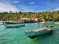Photodune 3588184 boat in vietnam xs